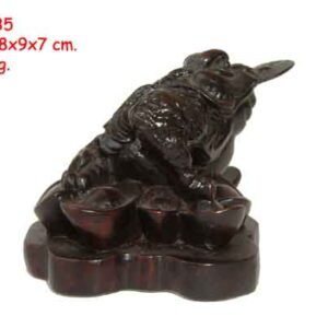Chinese Resin Figurines BB435