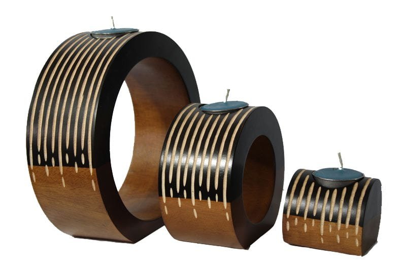 Thailand handicrafts Wholesale Mango Wood Round Candle Holder Set with stripes design