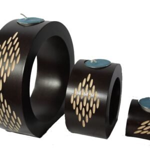 Mango Wood Round Candle Holder Set with spots design