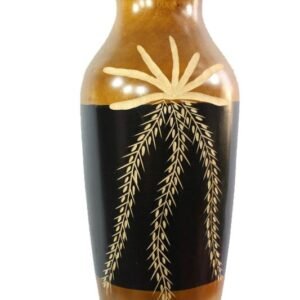 Mango Wood Vase with leaf pattern