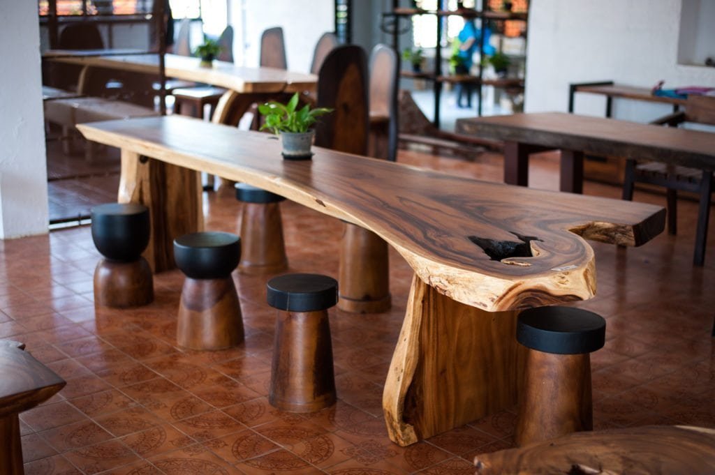 monkey_pod_suar_wood_furniture_dining_table_AR-33-1024x681