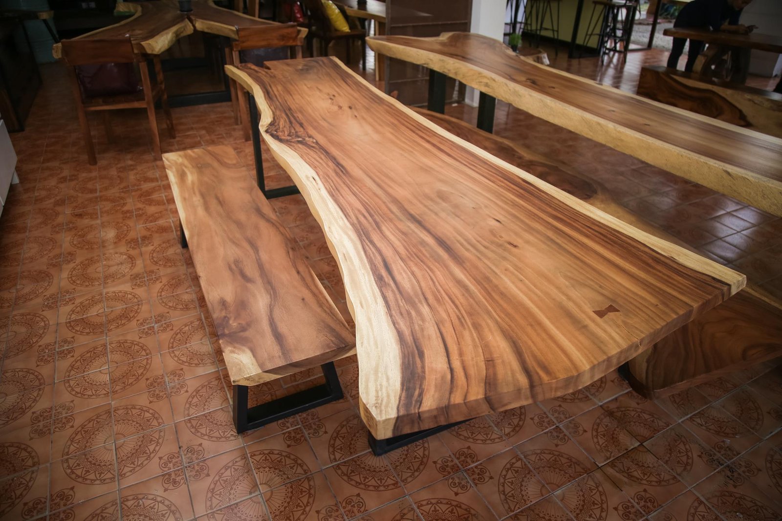Chiang Mai handicrafts Wholesale Suar wood Bench