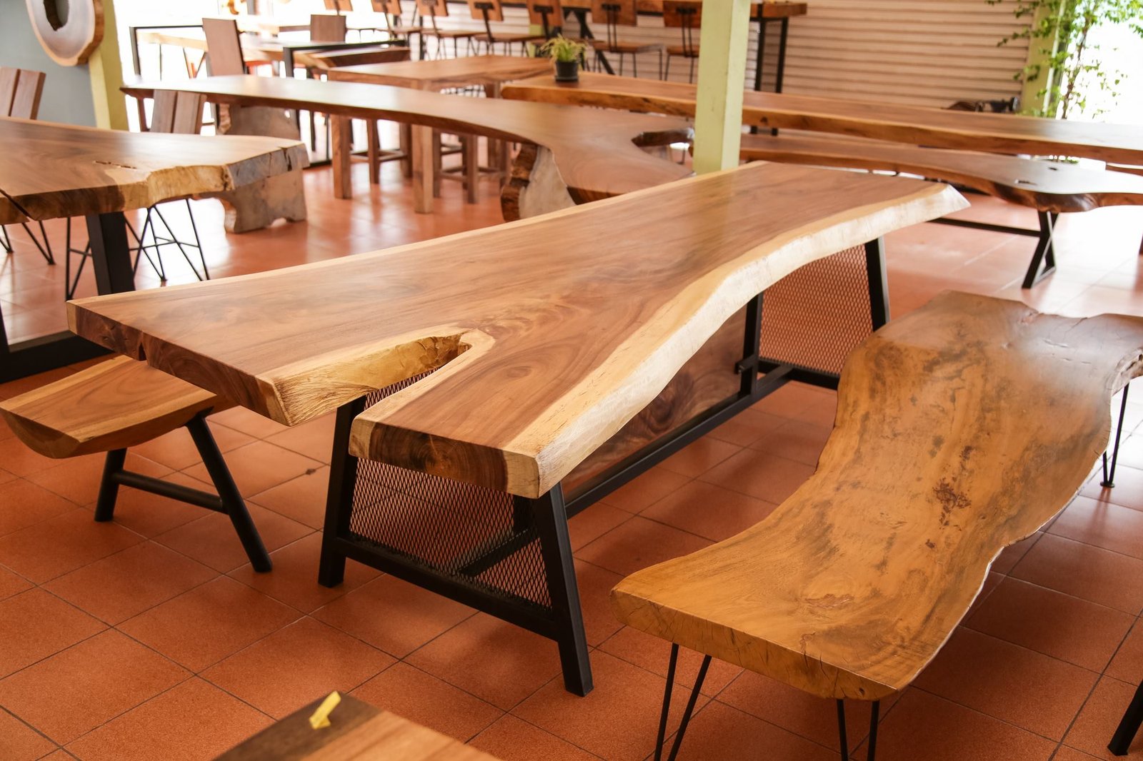 Thailand handicrafts Wholesale Suar wood large Bench and Dinning Table