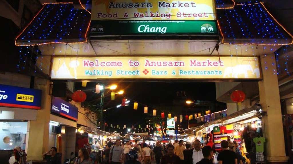 Wholesale Handicraft Markets in Chiang Mai Part 1: Anusarn Market, Night Bazaar