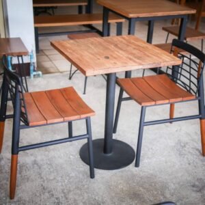 Table And Chair PN 007